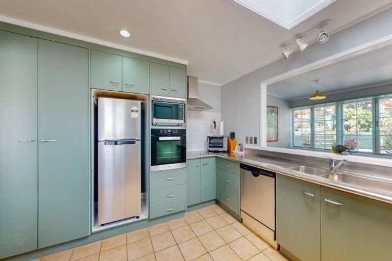 Photo of property in 102 Karaka Road, Thames, 3500