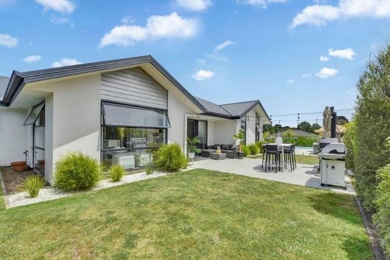 Photo of property in 19 Les Wakefield Road, Mapua, 7005