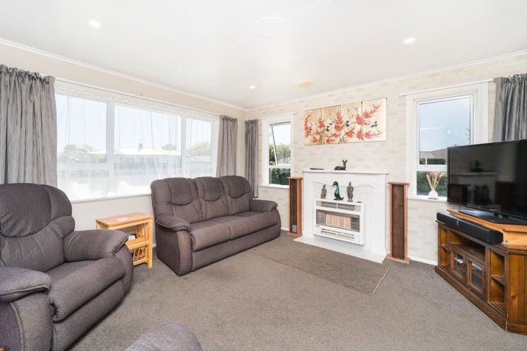 Photo of property in 18 Belvedere Crescent, Takaro, Palmerston North, 4412
