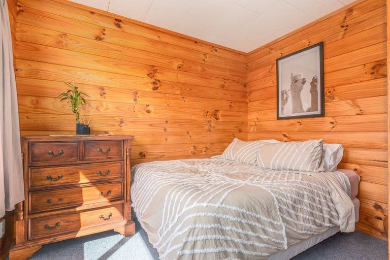 Photo of property in 338 Ngarara Road, Waikanae, 5391