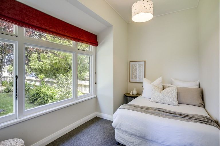 Photo of property in 3 Moeller Street, Taradale, Napier, 4112