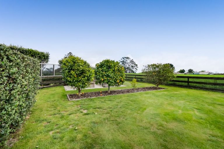 Photo of property in 338 Smart Road, Hillsborough, New Plymouth, 4372