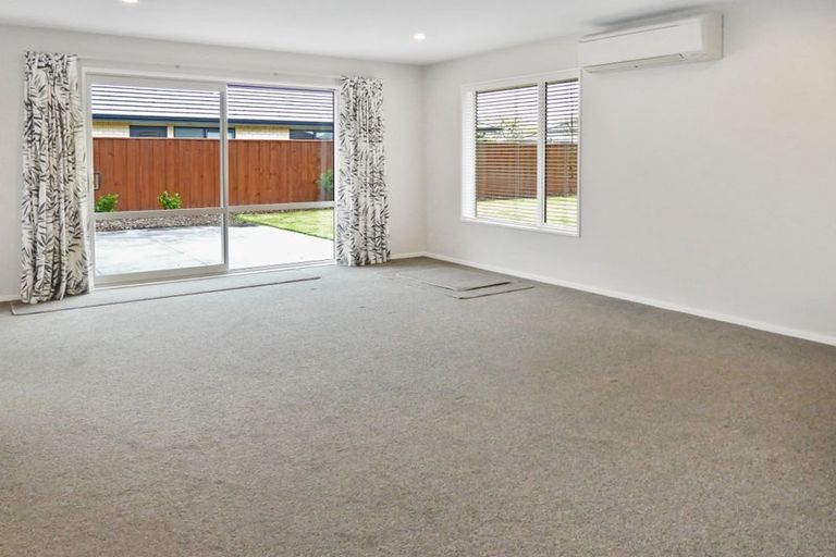 Photo of property in 6 Highworth Crescent, Rolleston, 7615