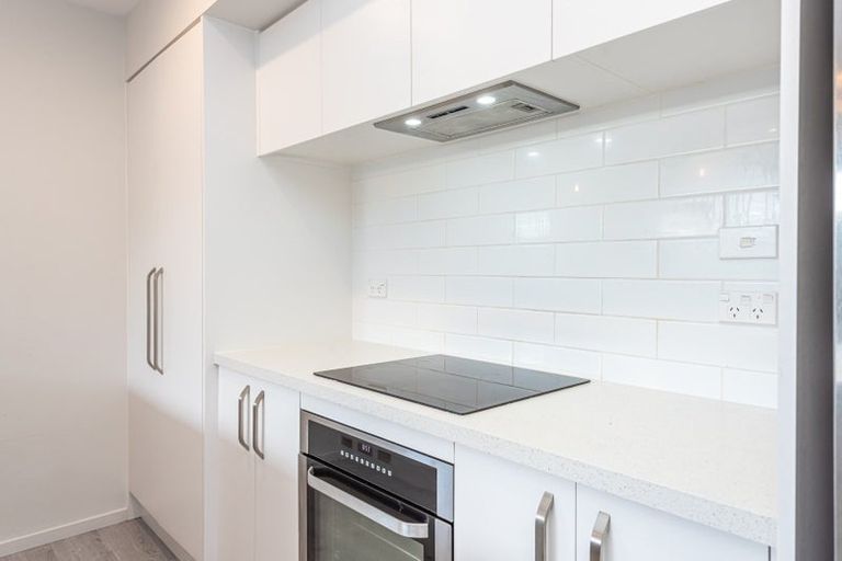 Photo of property in 20 Richard Hadlee Lane, Rolleston, 7615