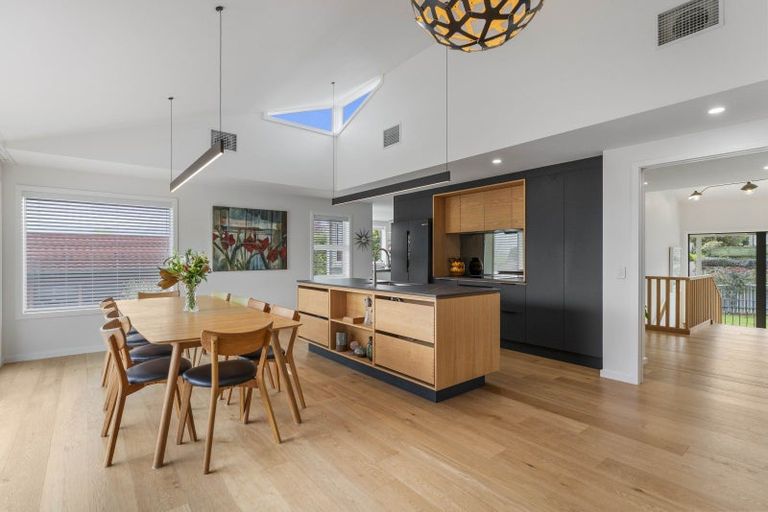 Photo of property in 39 Chesham Avenue, Waipahihi, Taupo, 3330