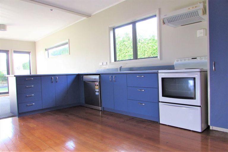 Photo of property in 41 Hall Crescent, Epuni, Lower Hutt, 5011