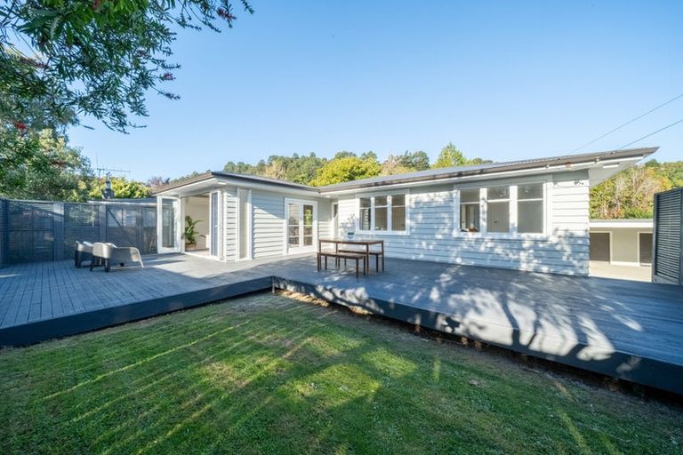 Photo of property in 670 Main Road North, Te Marua, Upper Hutt, 5018