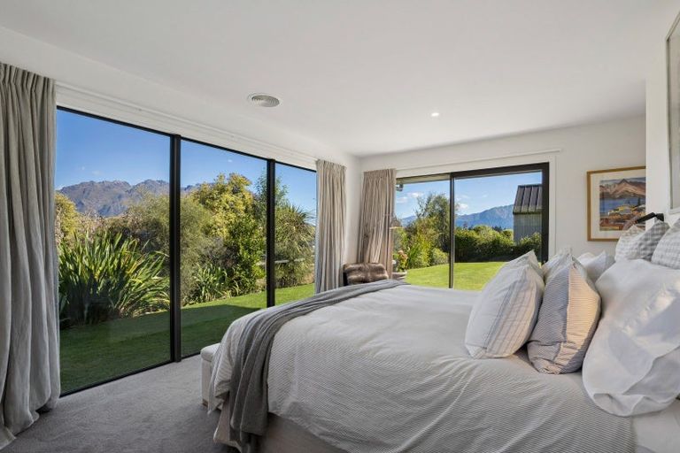 Photo of property in 4 Durness Court, Jacks Point, Queenstown, 9371