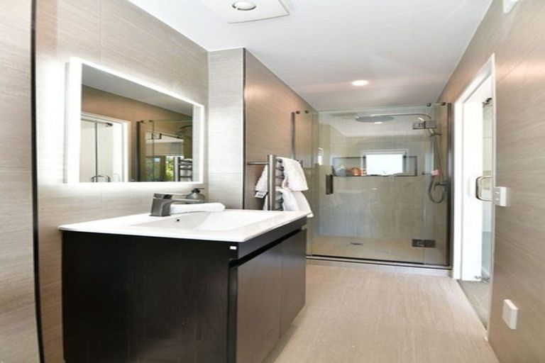 Photo of property in 6a Freya Place, Torbay, Auckland, 0630