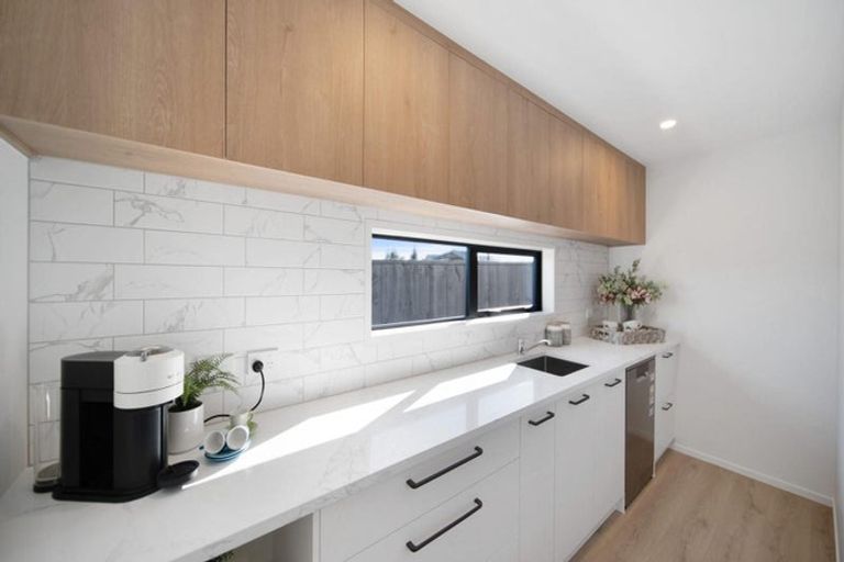 Photo of property in 26 Emerald Avenue, Rosehill, Papakura, 2113