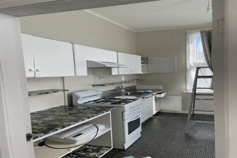 Photo of property in 1/50 Clyde Street, Island Bay, Wellington, 6023