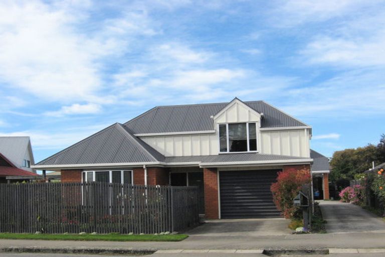 Photo of property in 144 Racecourse Road, Sockburn, Christchurch, 8042