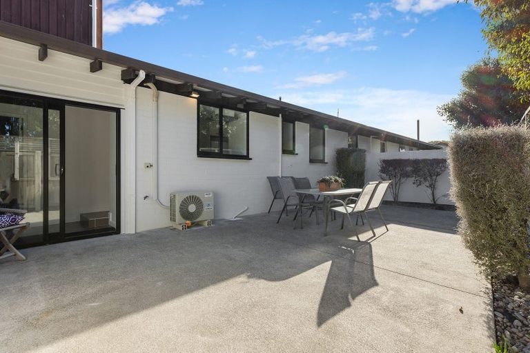 Photo of property in 2/67a Saint Albans Street, St Albans, Christchurch, 8014