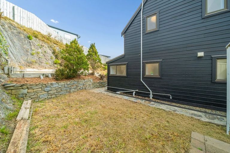Photo of property in 296 Maungaraki Road, Maungaraki, Lower Hutt, 5010