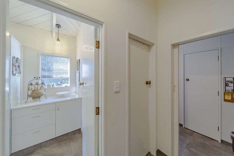 Photo of property in 13 Ngarimu Crescent, Taradale, Napier, 4112