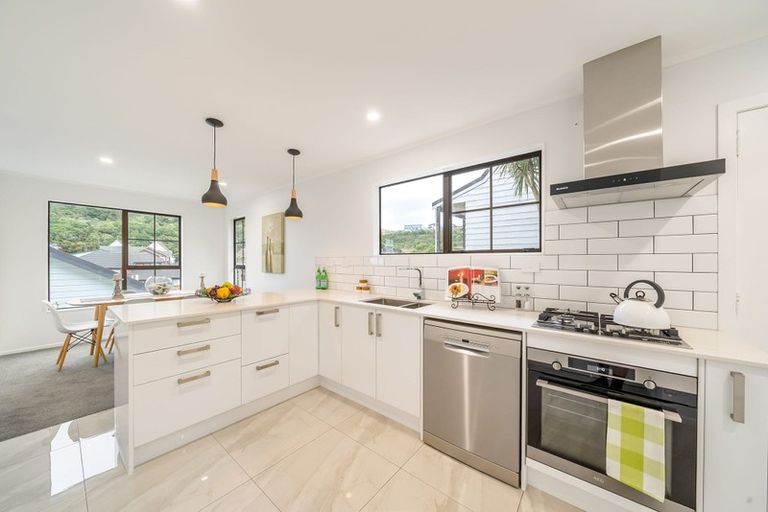 Photo of property in 62 Cortina Avenue, Johnsonville, Wellington, 6037