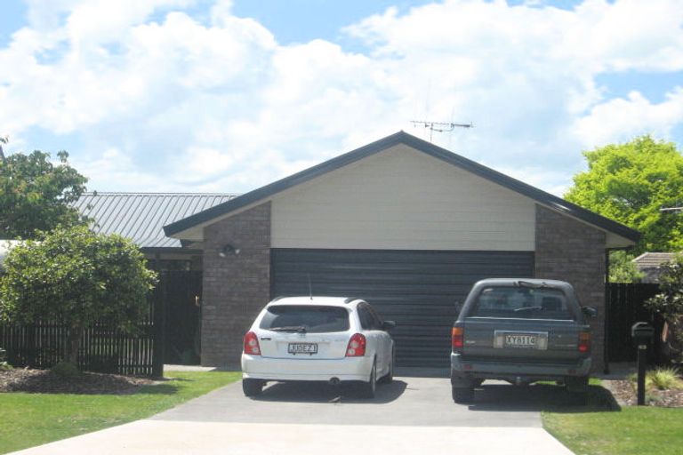 Photo of property in 63 Robinson Street, Cambridge, 3434