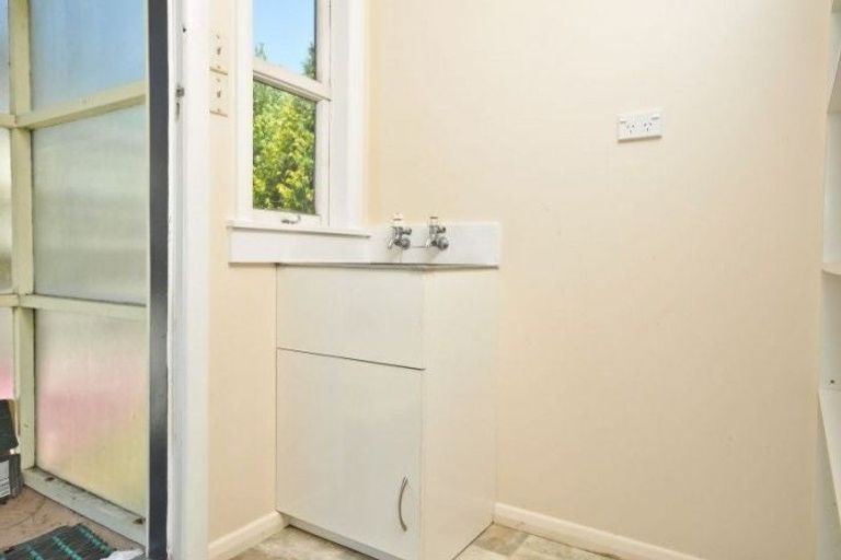 Photo of property in 46 Galloway Street, Hamilton East, Hamilton, 3216