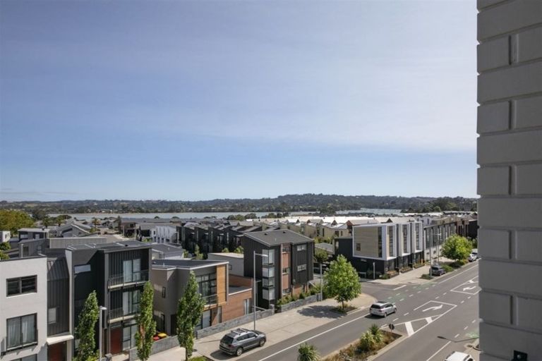 Photo of property in 305/2 Onekiritea Road, Hobsonville, Auckland, 0616