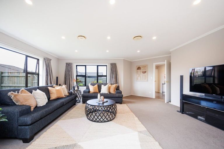 Photo of property in 49 Balrickard Way, Milson, Palmerston North, 4414