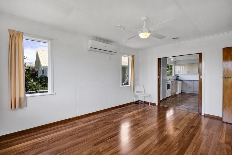 Photo of property in 44 Celia Street, Stratford, 4332