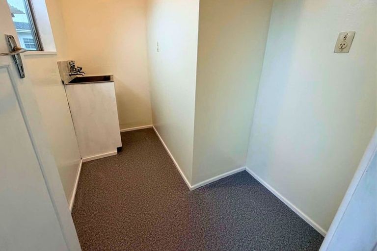 Photo of property in 18 Hogg Crescent, Masterton, 5810