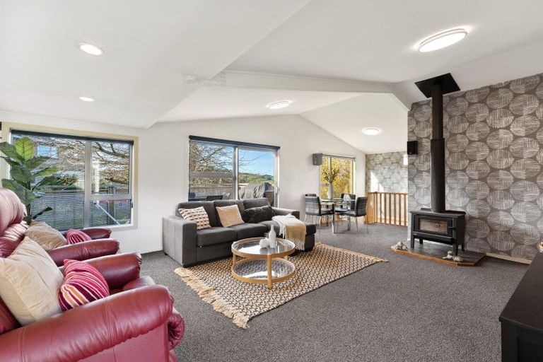 Photo of property in 22 Estuary Crescent, Fairfield, Dunedin, 9018