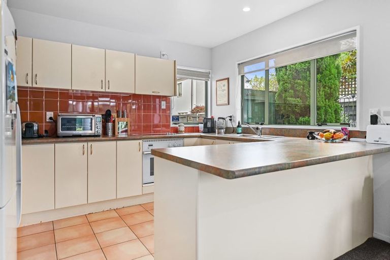 Photo of property in 90 Matai Street, Riccarton, Christchurch, 8011