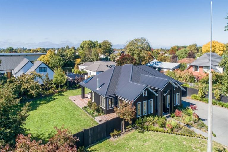 Photo of property in 6 Lewisham Park, St Albans, Christchurch, 8052