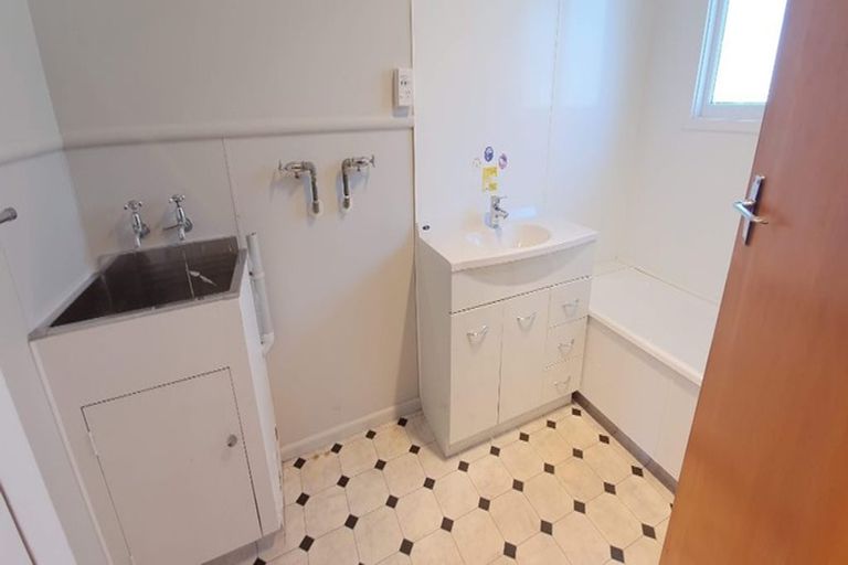 Photo of property in 7b Lascelles Street, Saint Martins, Christchurch, 8022