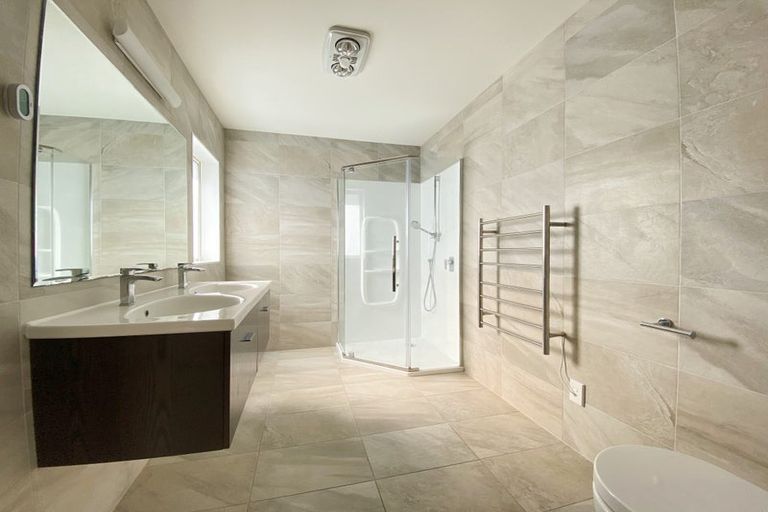 Photo of property in 113 Laurel Oak Drive, Schnapper Rock, Auckland, 0632