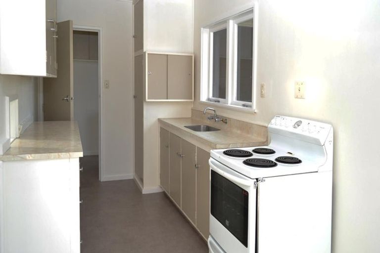 Photo of property in 31 Bill Hercock Street, Pirimai, Napier, 4112