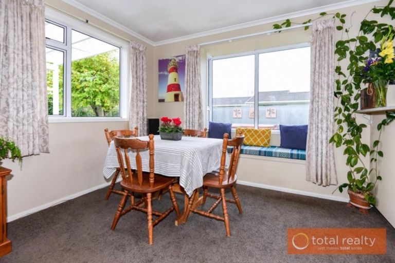 Photo of property in 11 Glovers Road, Halswell, Christchurch, 8025