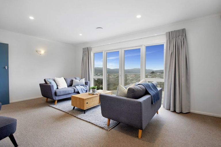 Photo of property in 3 Voltaire Street, Karori, Wellington, 6012