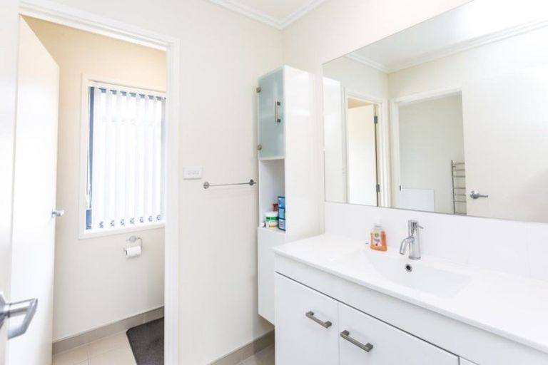 Photo of property in 16 Kapuka Street, Papamoa Beach, Papamoa, 3118