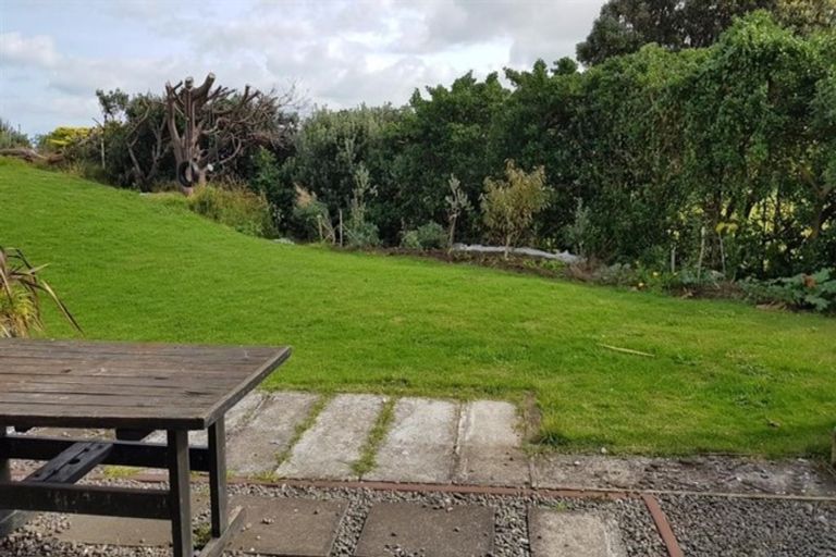 Photo of property in 17a Longbeach Drive, Castlecliff, Whanganui, 4501