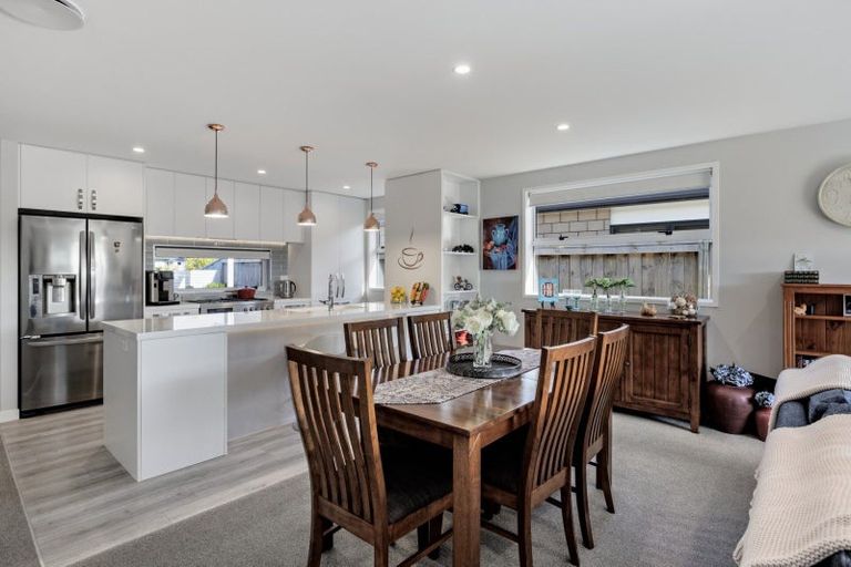 Photo of property in 20 Marion Crescent, Papamoa Beach, Papamoa, 3118