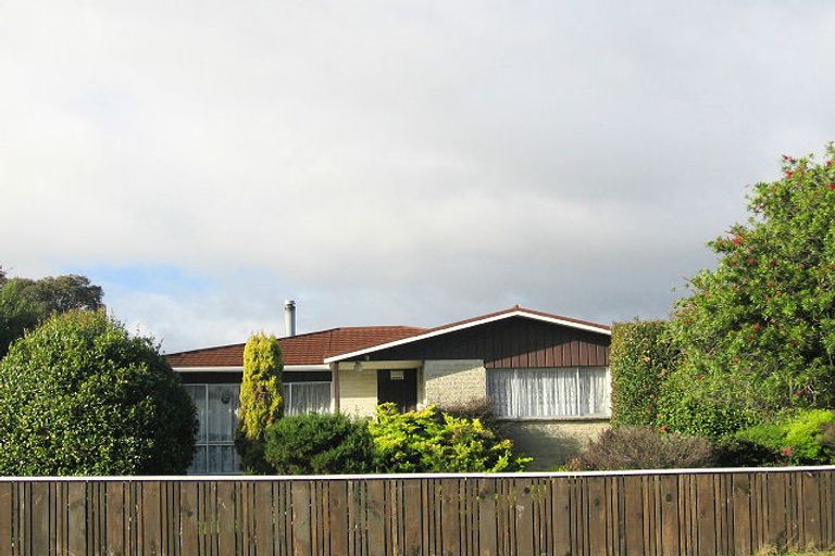 Photo of property in 80 Gray Avenue, Paraparaumu Beach, Paraparaumu, 5032