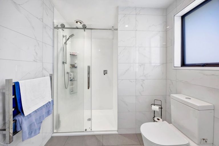 Photo of property in 189 Namu Road, Opunake, 4681