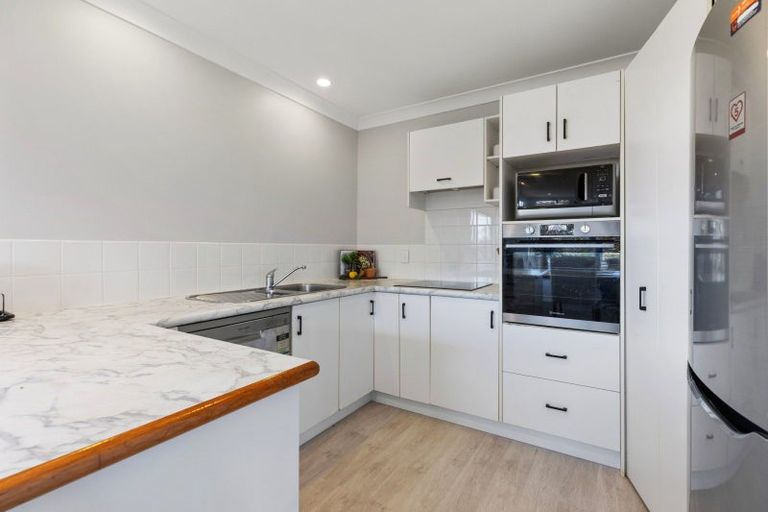 Photo of property in 16 Karamu Terrace, Pyes Pa, Tauranga, 3112