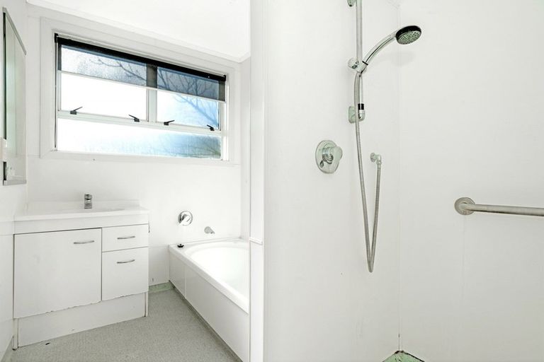 Photo of property in 1 Lyndhurst Street, Awapuni, Gisborne, 4010