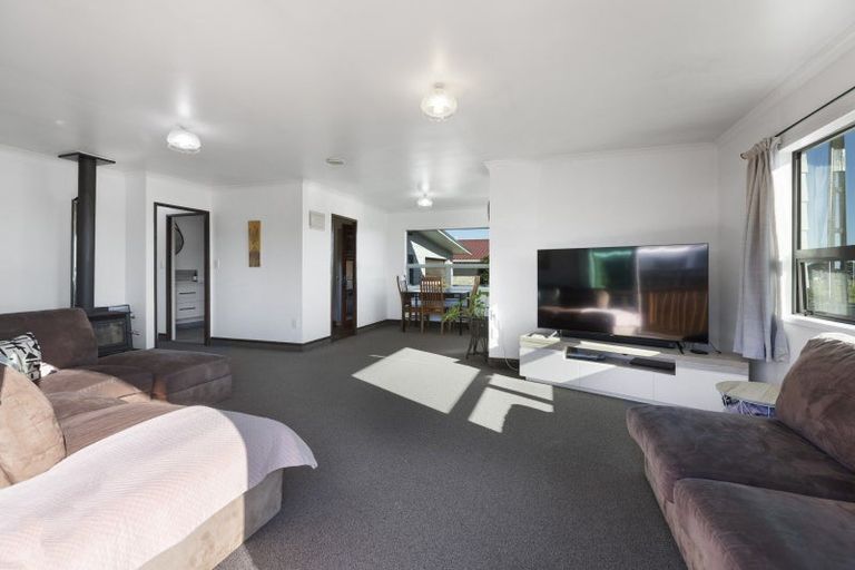 Photo of property in 68 Bayly Street, Waitara, 4320