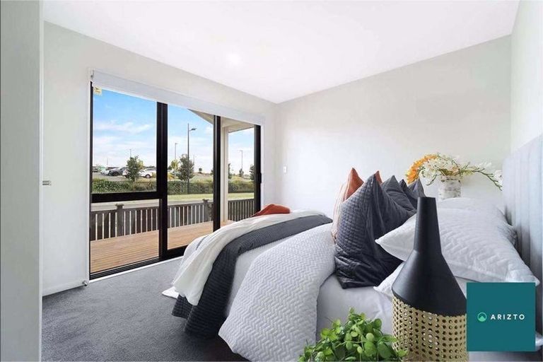 Photo of property in 8 Rorotu Avenue, Karaka, Papakura, 2113