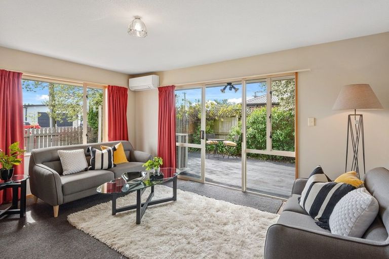 Photo of property in 104 Bassett Street, Burwood, Christchurch, 8083