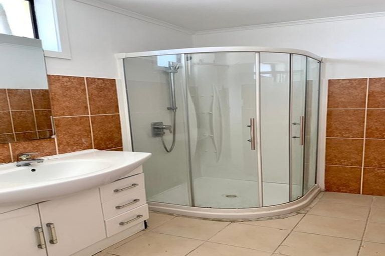 Photo of property in 1/66 Hillcrest Road, Papatoetoe, Auckland, 2025