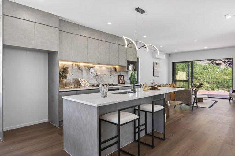 Photo of property in 244e West Hoe Heights, Orewa, 0931