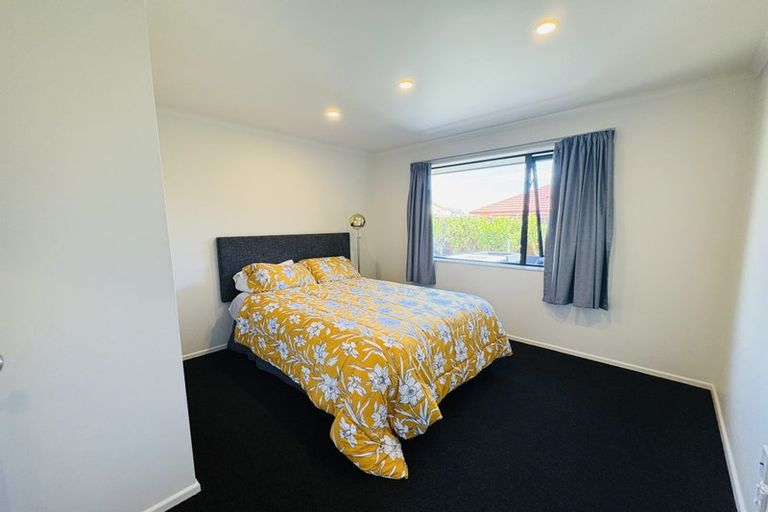 Photo of property in 68 Branigan Parade, Kelvin Grove, Palmerston North, 4414
