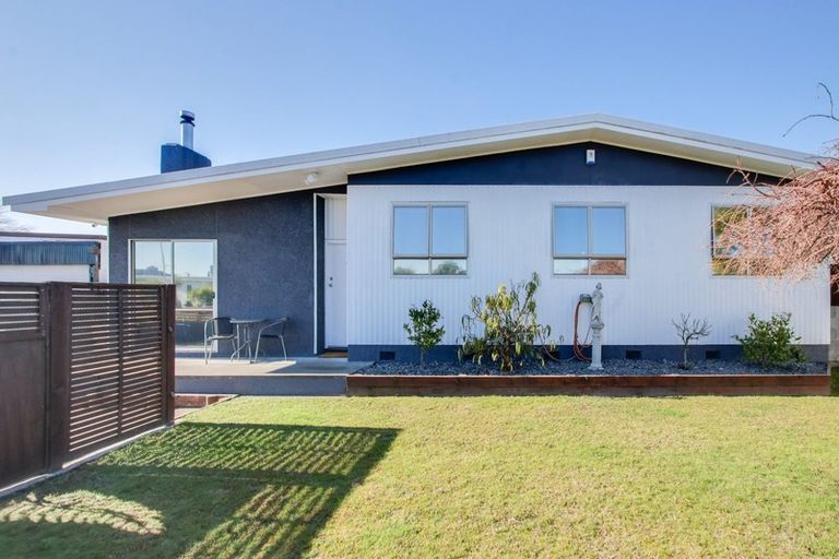 Photo of property in 21 Freyberg Avenue, Tamatea, Napier, 4112