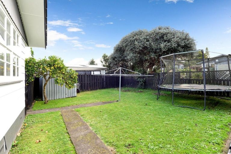 Photo of property in 260 Sandwich Road, St Andrews, Hamilton, 3200