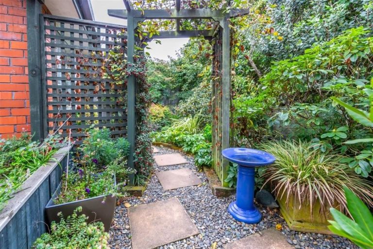 Photo of property in 28 Lionel Street, Avonside, Christchurch, 8061